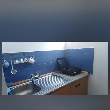 Hostel Llambro *