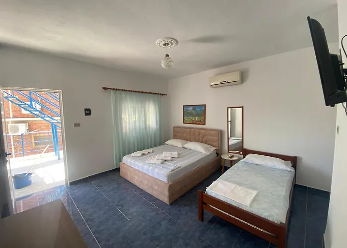 Llambro Hostel Dhërmi